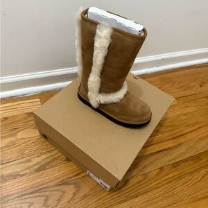 UGG Sunburst Kids Boots in Tan and Cream